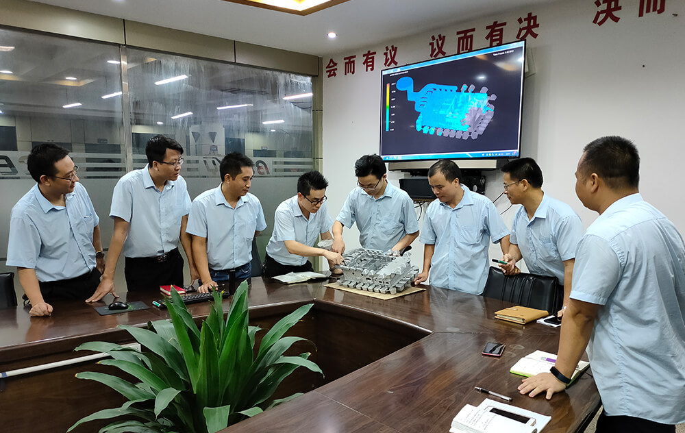 通過(guò)不斷實(shí)踐探索，完善改良設計理論與設計思維， 在壓鑄模具研發(fā)領(lǐng)域形成了強大的競爭力。